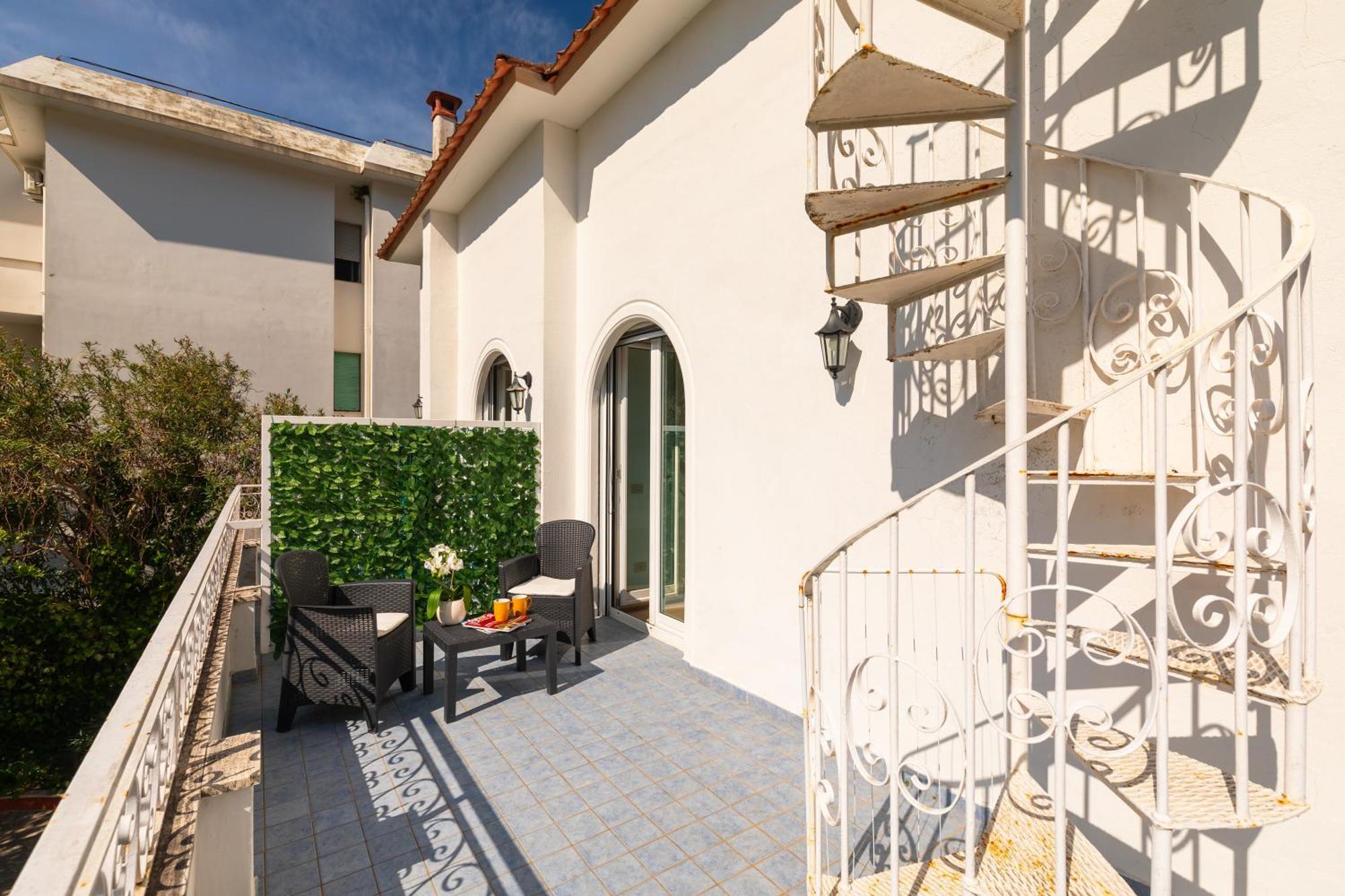 Yourhome - Villa Sorrento Meta Exterior photo